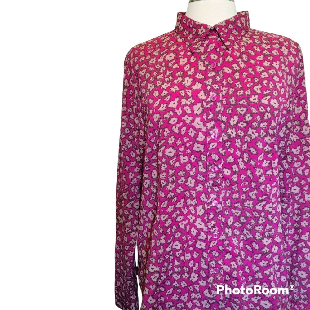 Apostrophe Stretch Vibrant Pink Floral Button Down Top - L